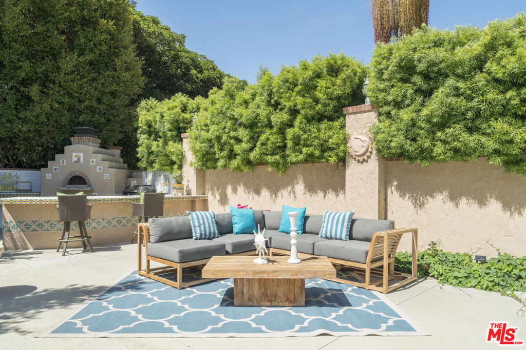 7036 Grasswood Avenue