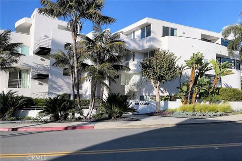 Photo of 101 Coast Boulevard #4B, La Jolla, CA 92037 (MLS # PW26094086)