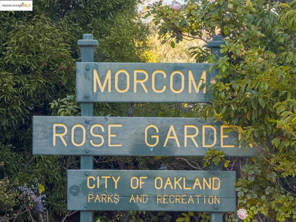 OAKLAND - Residential