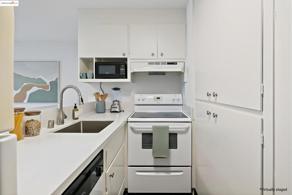 OAKLAND - Residential