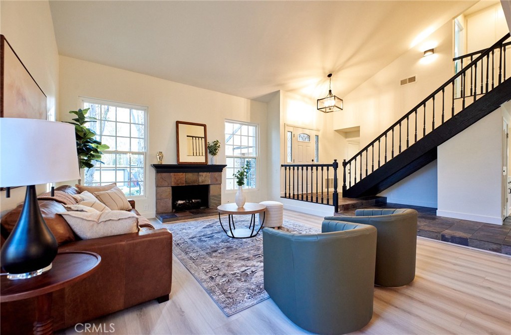 24961 Ravenswood