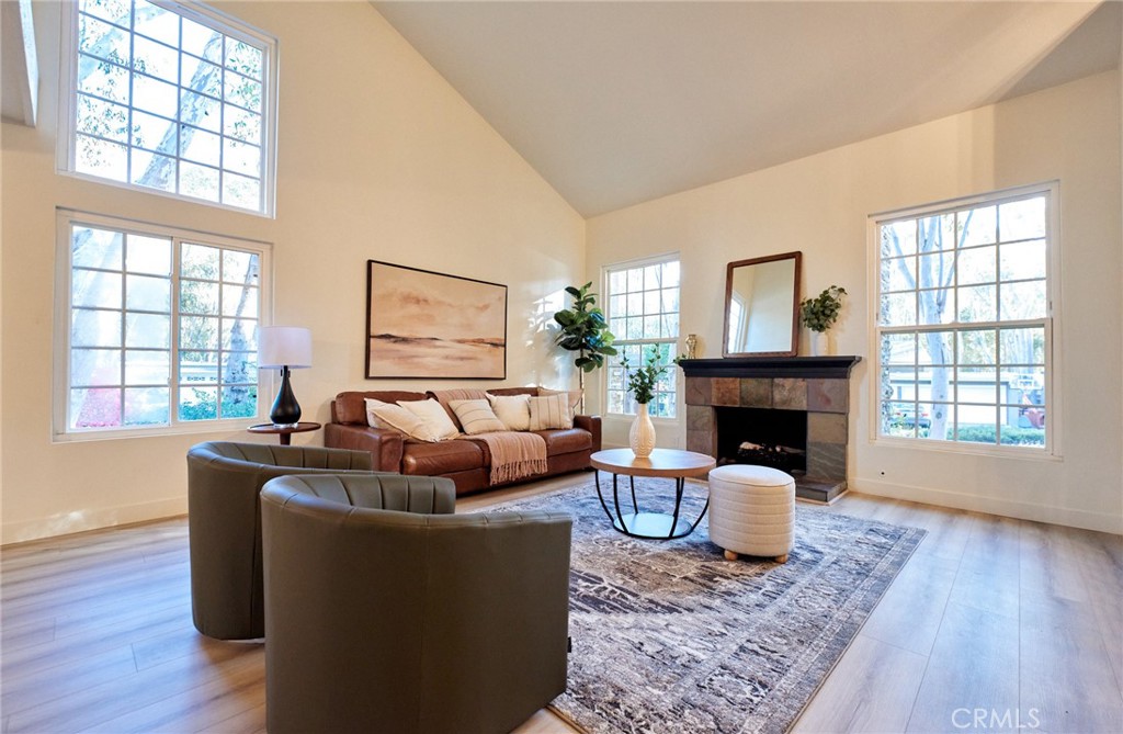 24961 Ravenswood