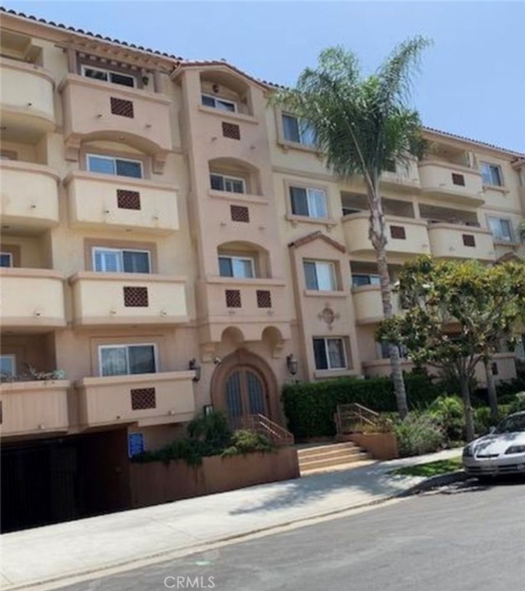 Photo of 1246 Armacost #101, Los Angeles, CA 90025 (MLS # OC26019502)