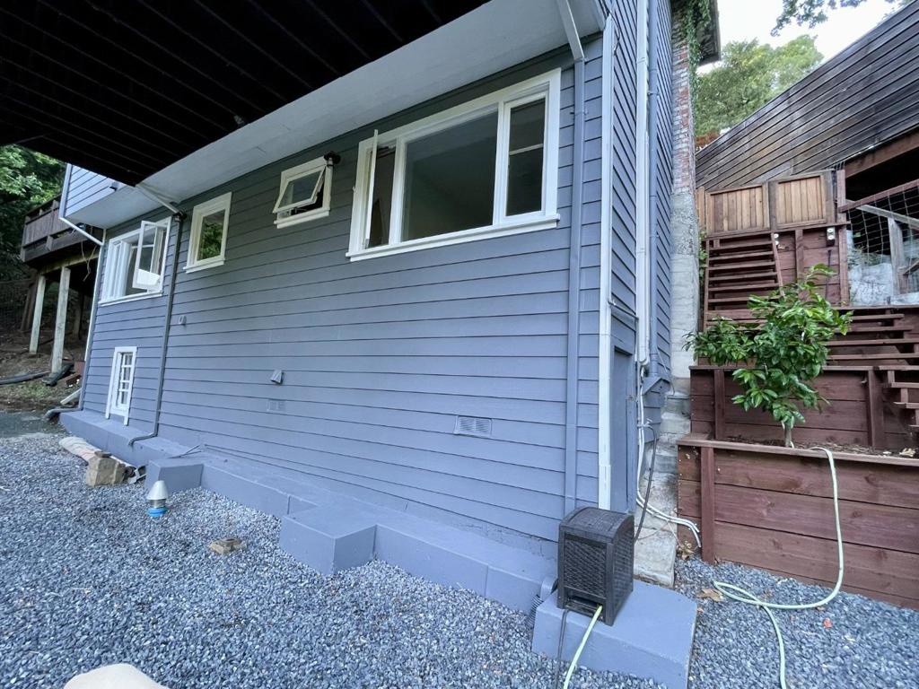89 Frustuck Avenue