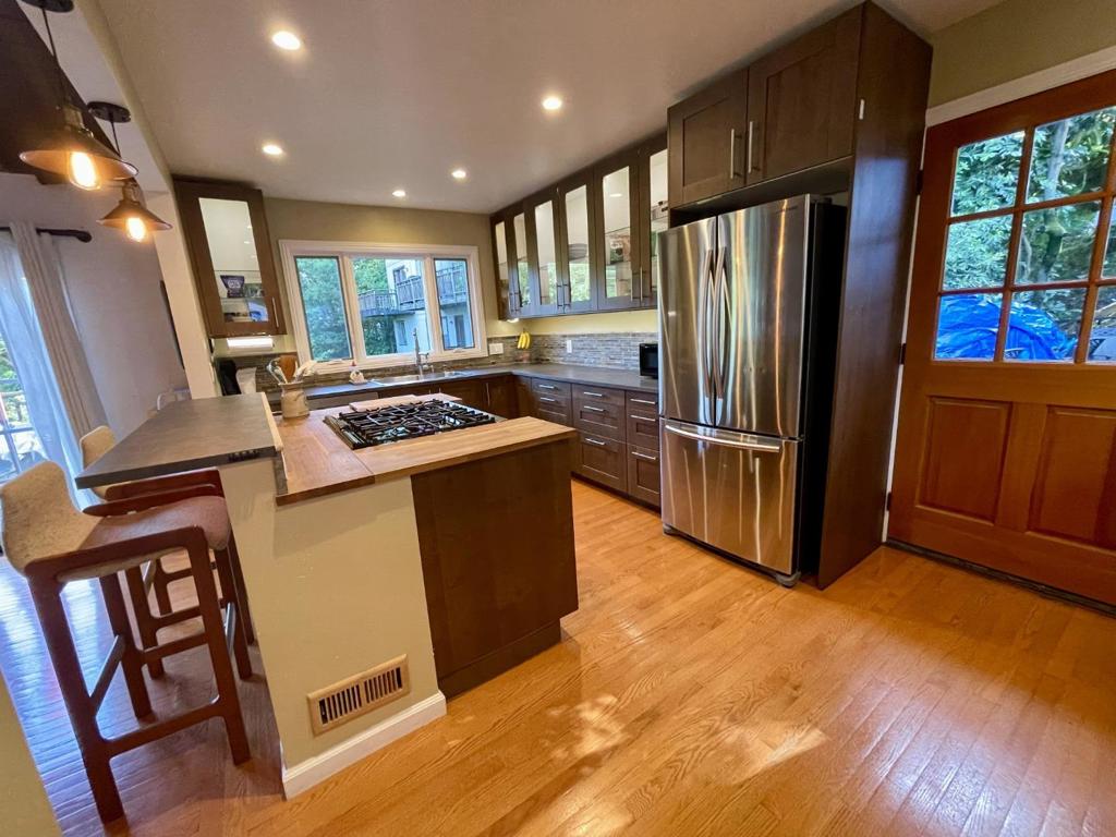 89 Frustuck Avenue