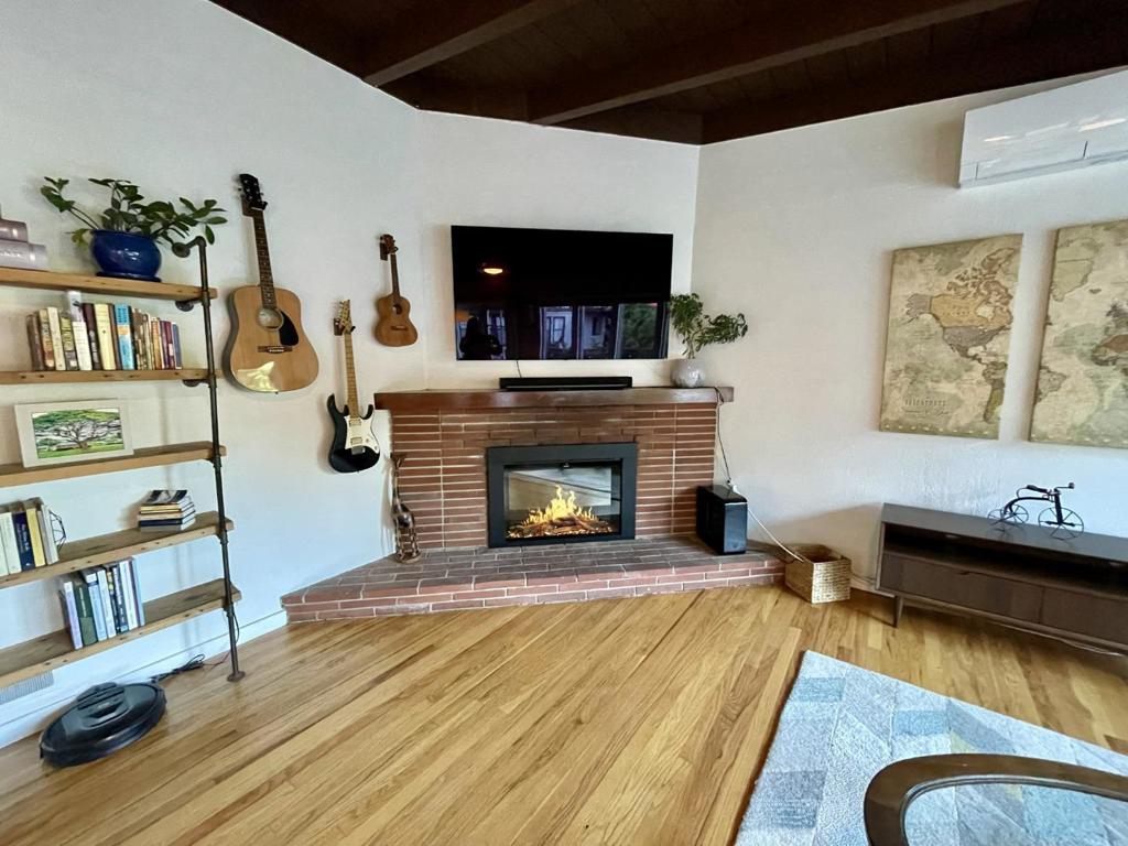 89 Frustuck Avenue