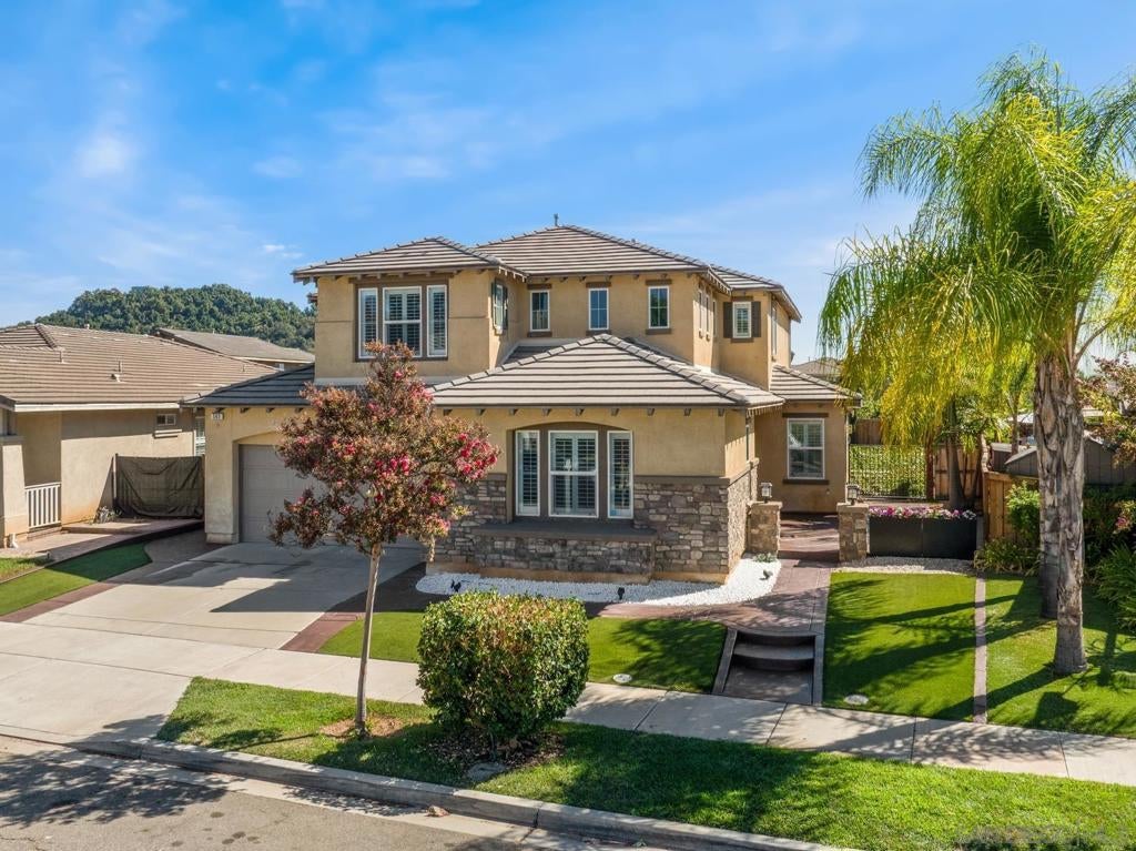 563 Chandler Ct