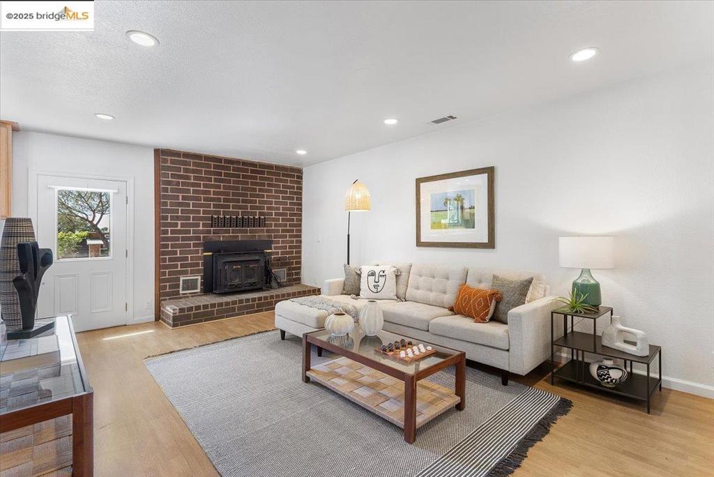 LIVERMORE - Residential