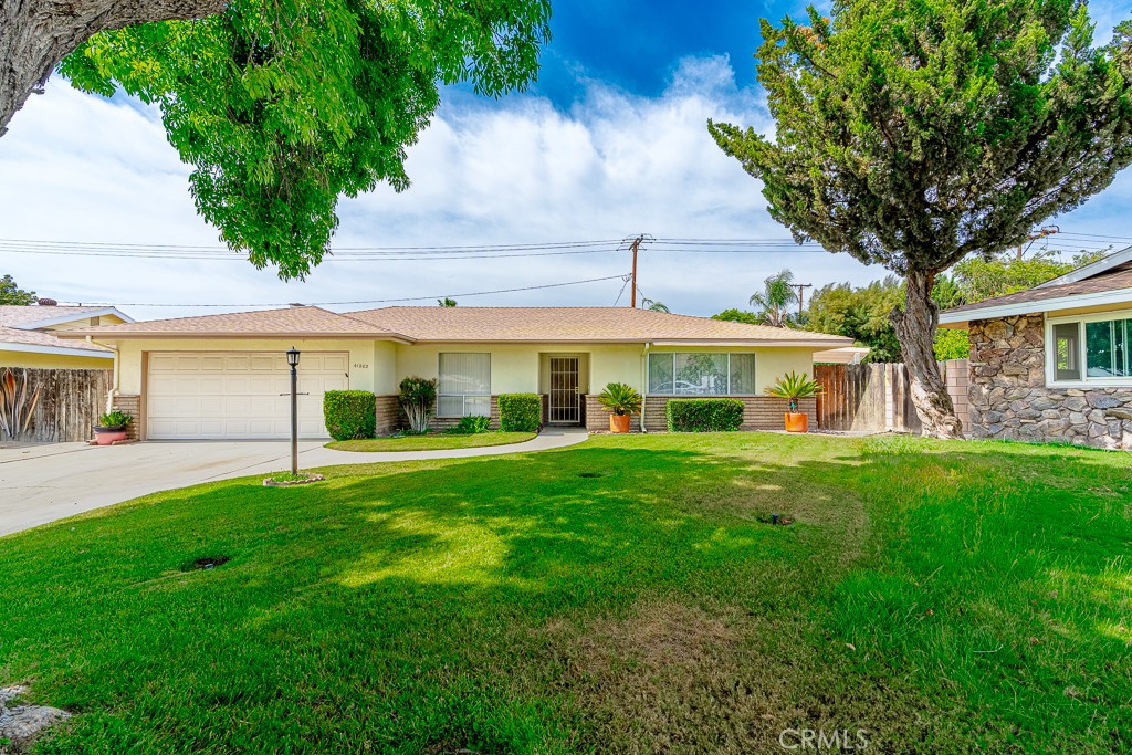 Properties 2 41202 Collegian Way