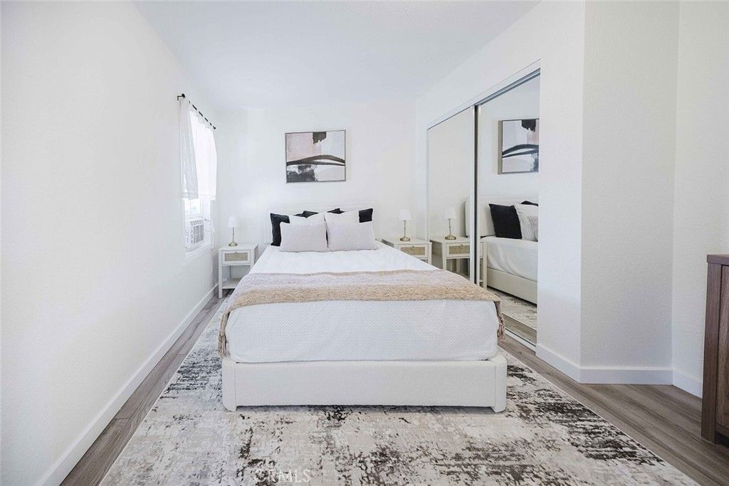 Photo of 5506 Smiley Drive, Los Angeles, CA 90016 (MLS # SR25263664)