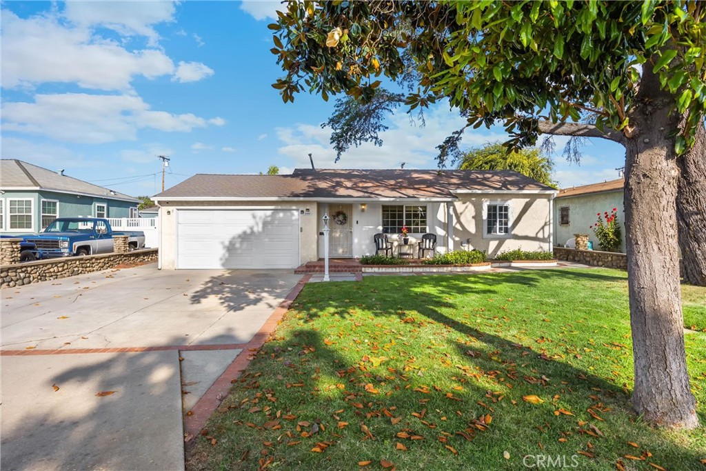 1320 Carob Way
