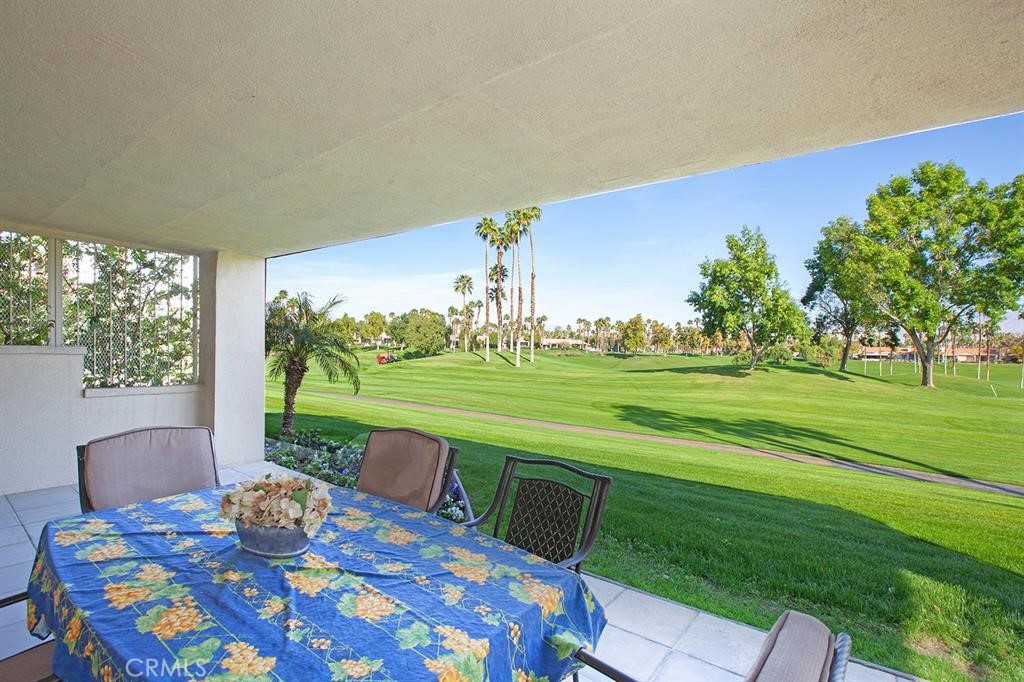Palm Valley CC (32420) - Residential Lease