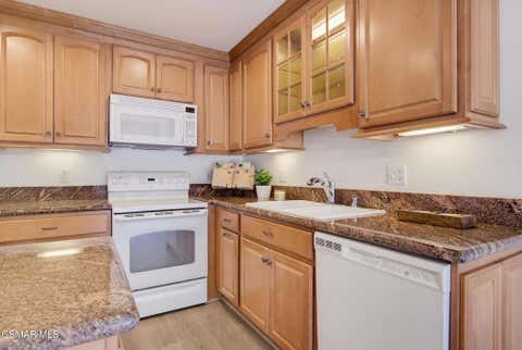 Tiny photo for 291 Sequoia Court #34, Thousand Oaks, CA 91360 (MLS # 226003781)