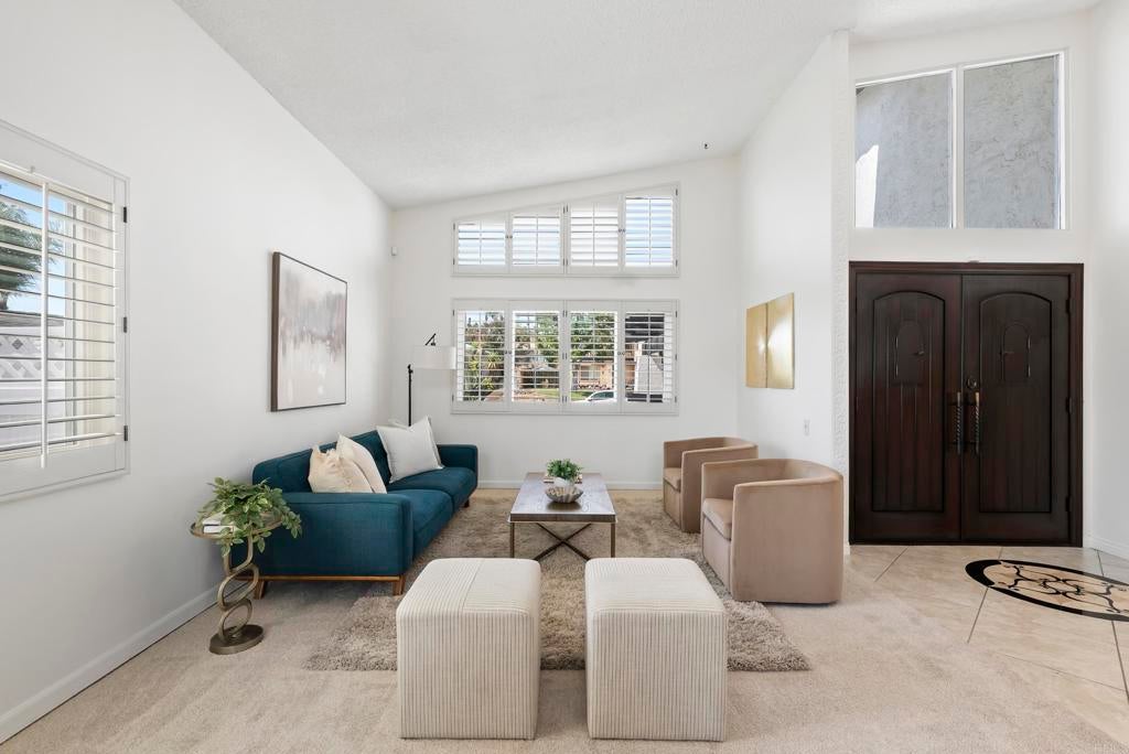 1396 Valencia Loop