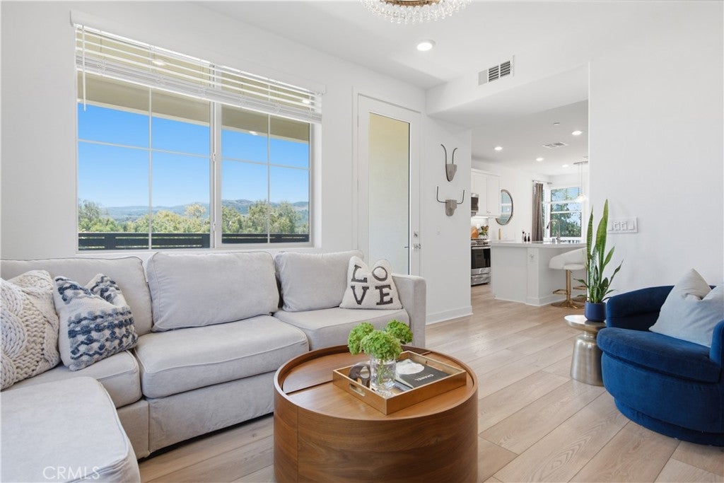 231 Equine Way, Rancho Mission Viejo CA 92694 - Photo 11
