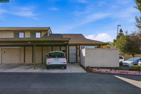 Photo of 1814 1814 San Jose Dr Dr, Antioch, CA 94509 (MLS # 41122885)
