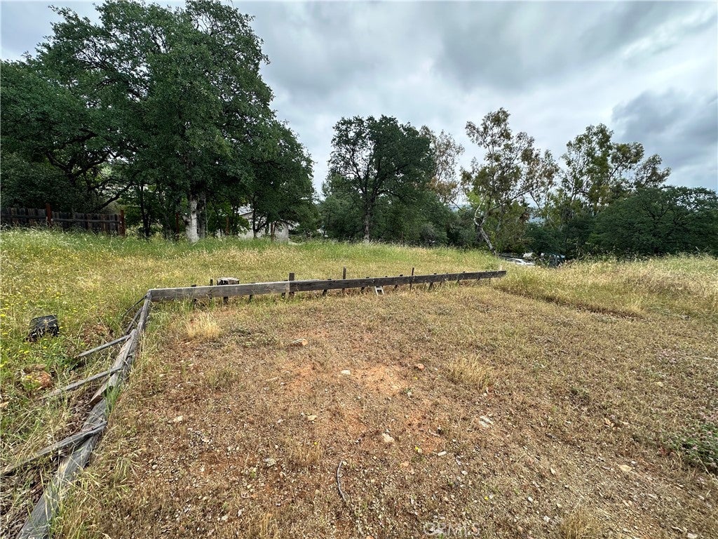 585 Lodgeview