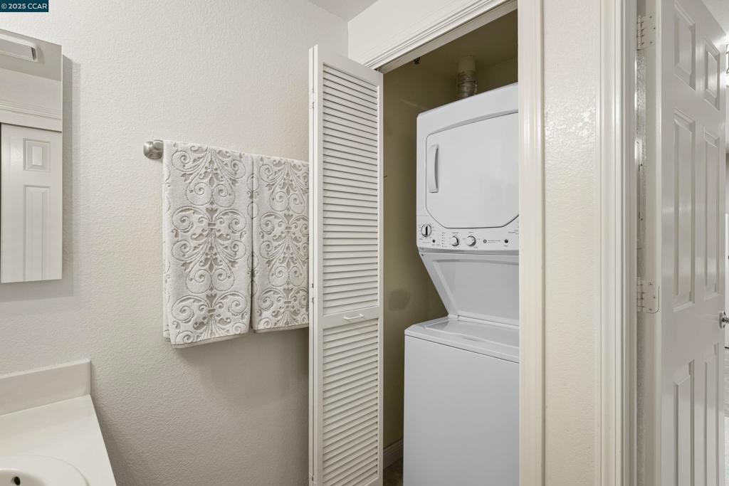 ROSSMOOR - Residential