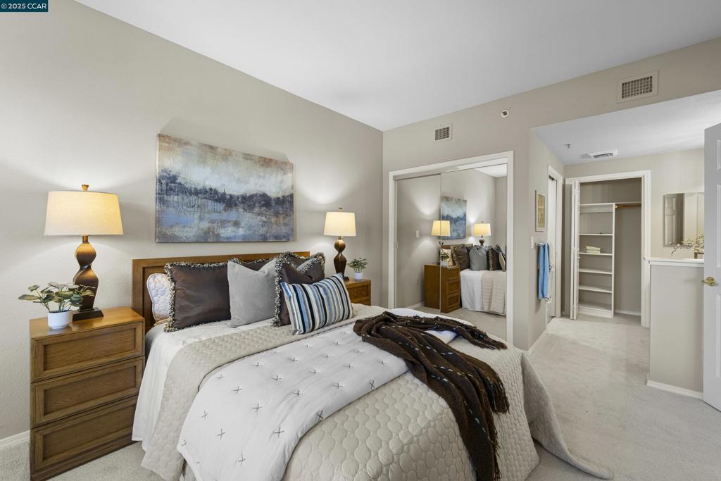 ROSSMOOR - Residential