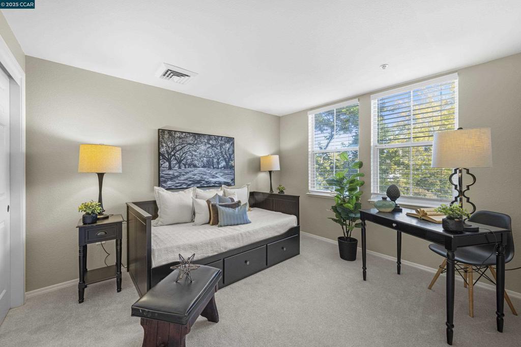 ROSSMOOR - Residential