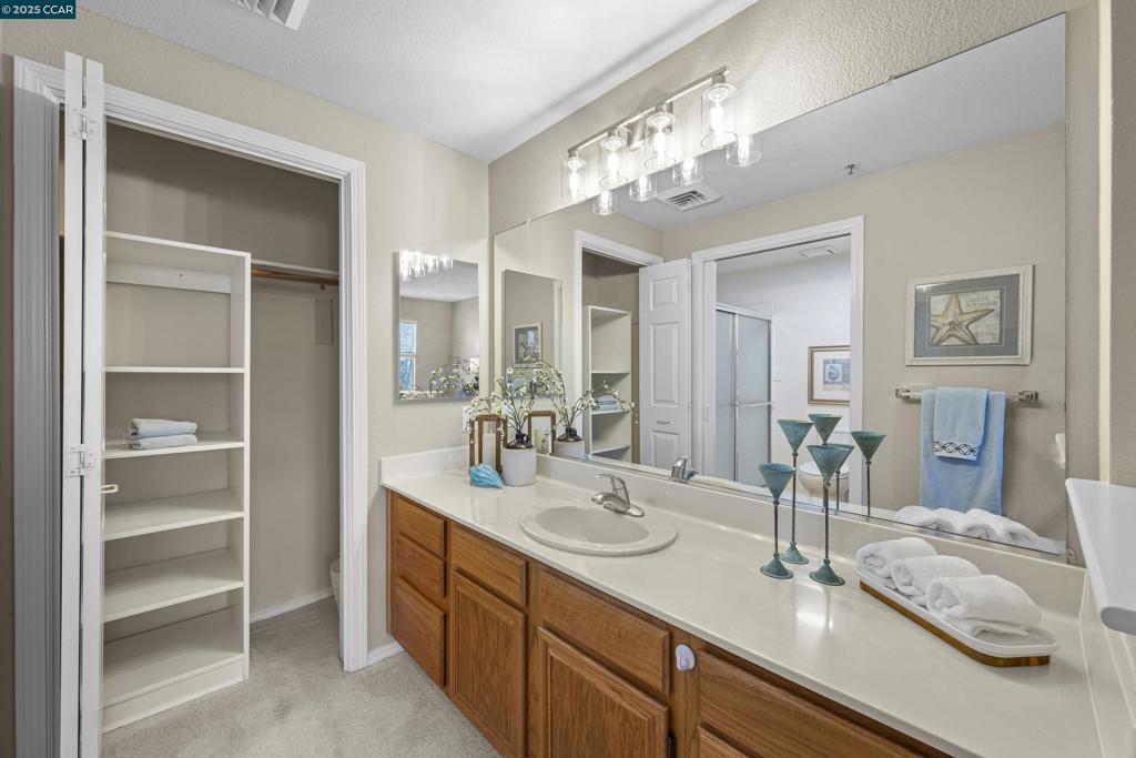 ROSSMOOR - Residential