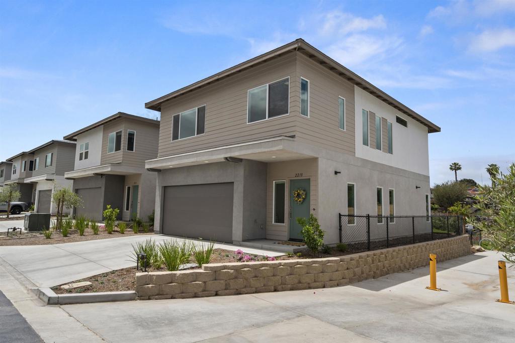2210 Bonita Court