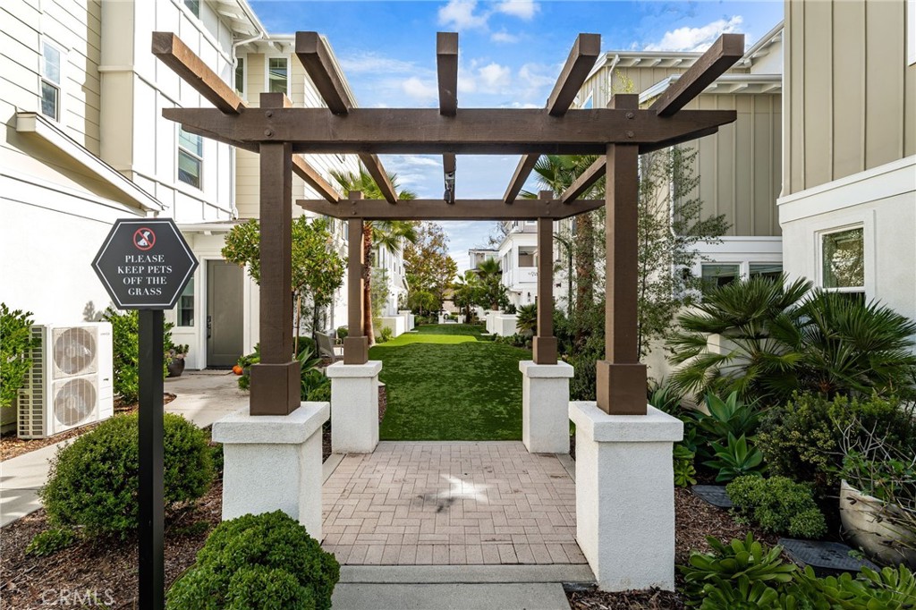 Newport Heights (NEWH) - Residential