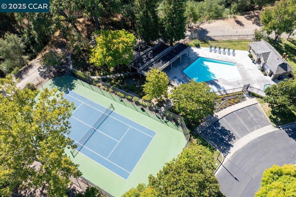 MEADOW CREEK - Residential