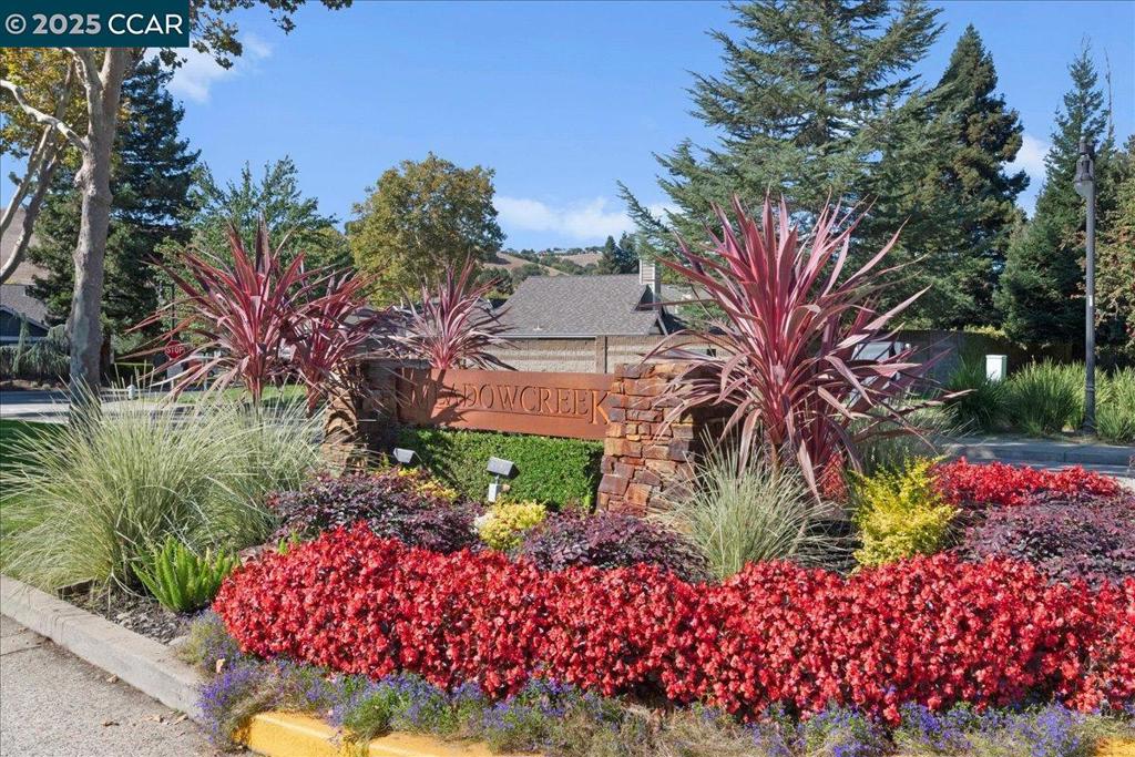 MEADOW CREEK - Residential