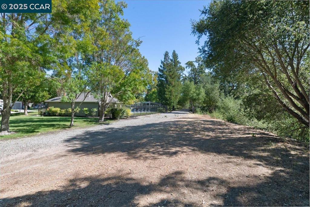 MEADOW CREEK - Residential