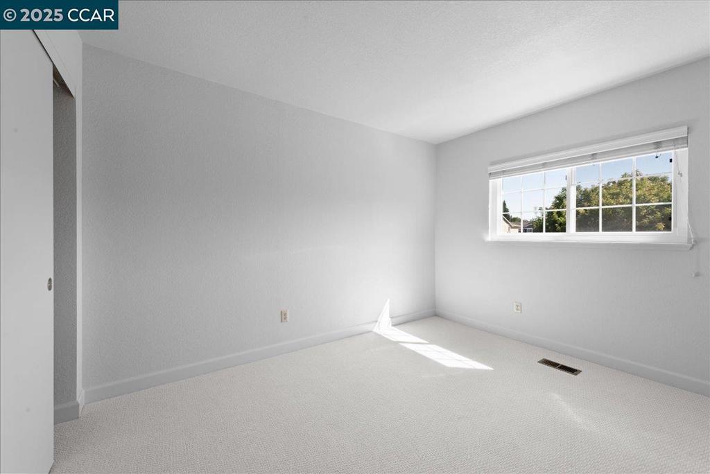 MEADOW CREEK - Residential