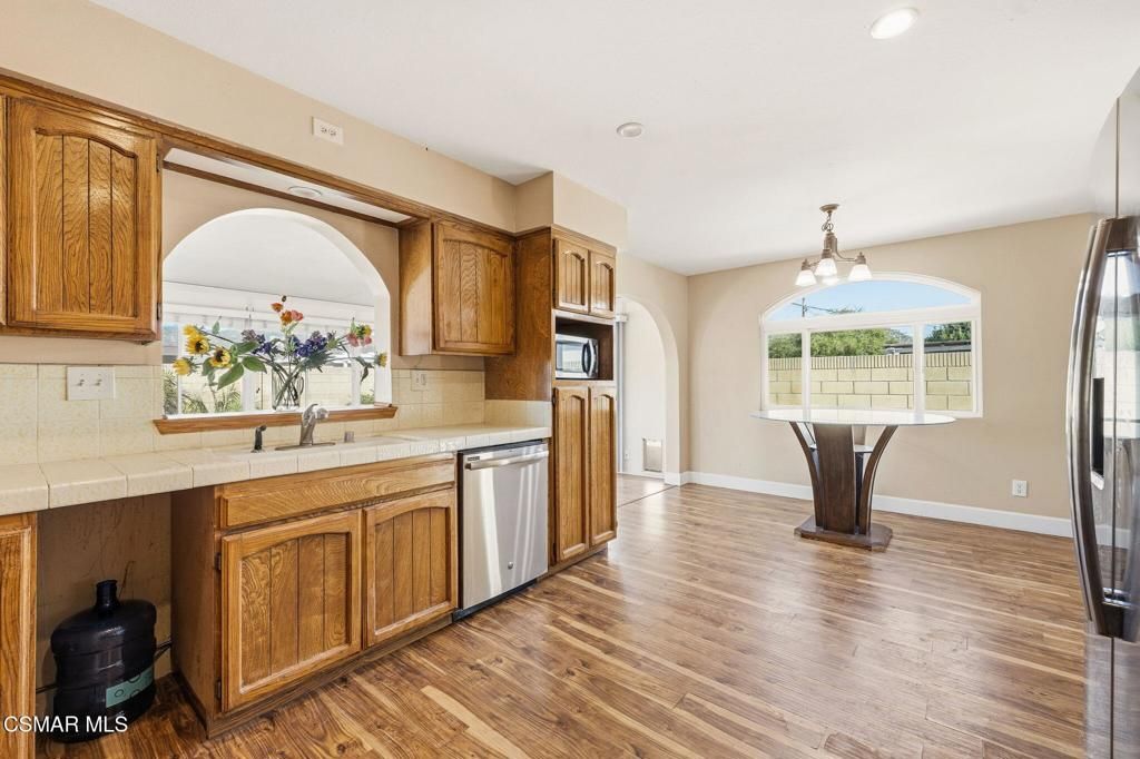 Photo of 6271 Marsha Avenue, Simi Valley, CA 93063 (MLS # 226000572)