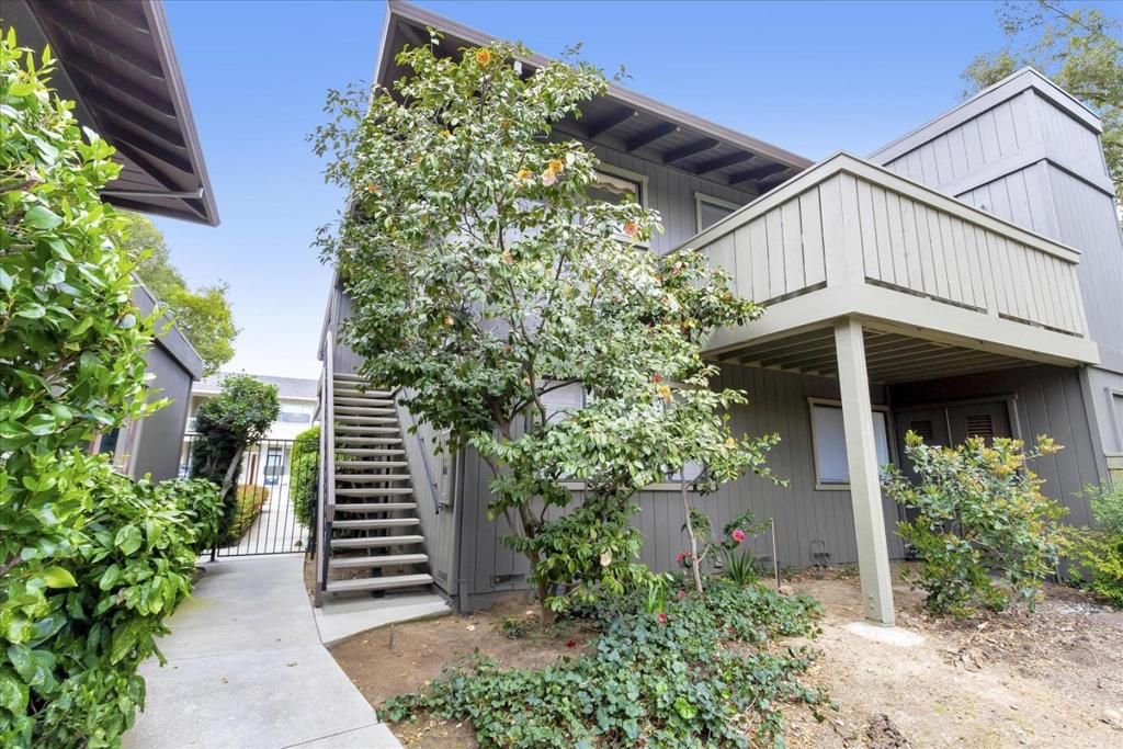 listing image 130721028231251286272
