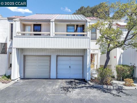 Photo of 130 Creekside Ct, El Sobrante, CA 94803 (MLS # 41107376)