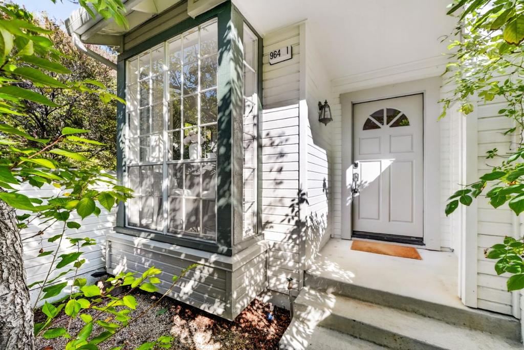 964 Belmont Terrace 1