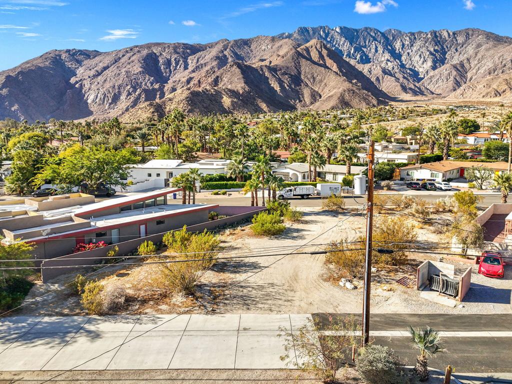 Amazing Development Opportunity. This prime lot comes with plans for a beautiful modern home with over 2,000 sq ft of interior living space. This over 10,000 sq ft lot is located minutes from downtown Palm Springs. Plans are submitted to the City of Palm Springs and almost fully approved. Call me today for additional details.