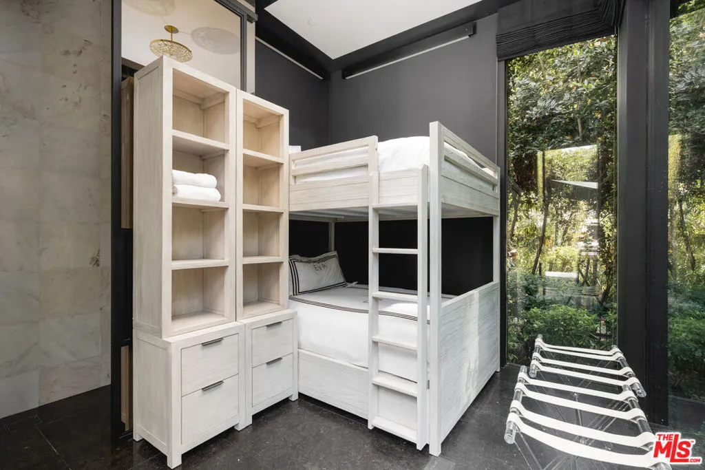 Santa Barbara, California 93108, United States, 3 Bedrooms Bedrooms, ,2 BathroomsBathrooms,Residential,Active,202747