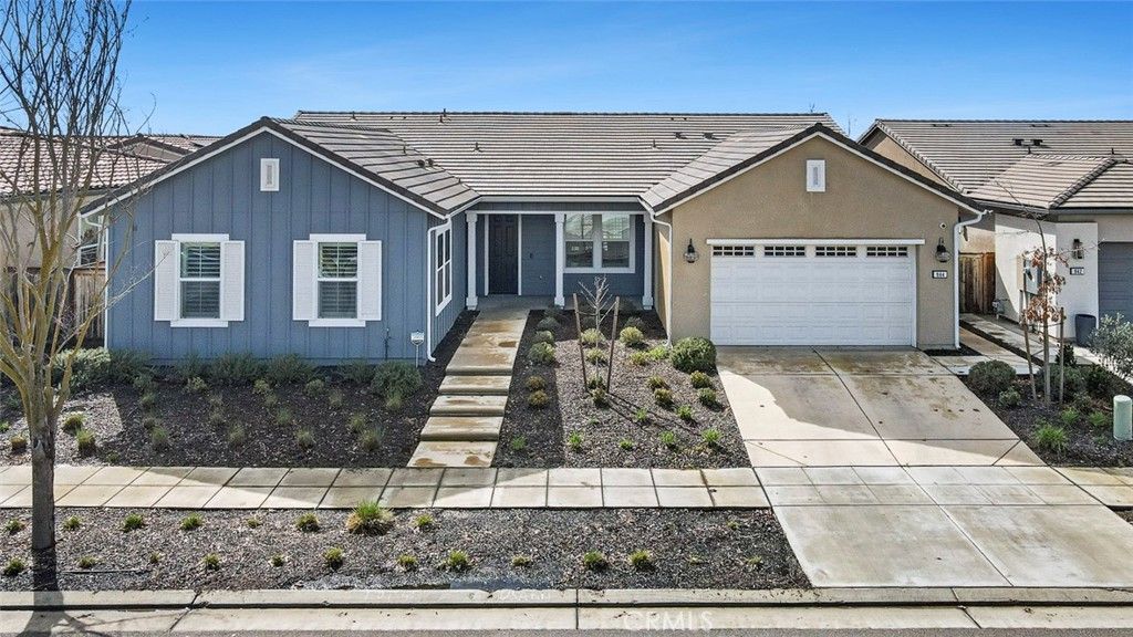 Photo of 944 Horizon Drive, Madera, CA 93636 (MLS # FR26037734)