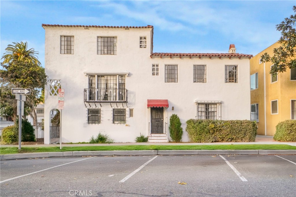 102 Bonito Avenue