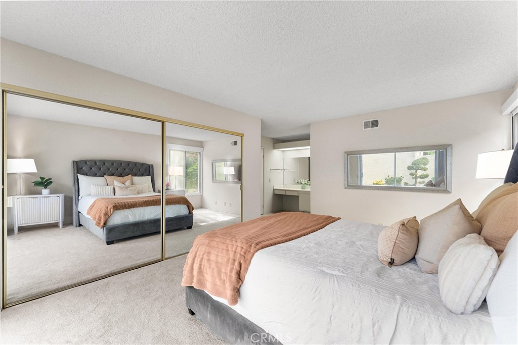 Villa Pacifica (VP) - Residential