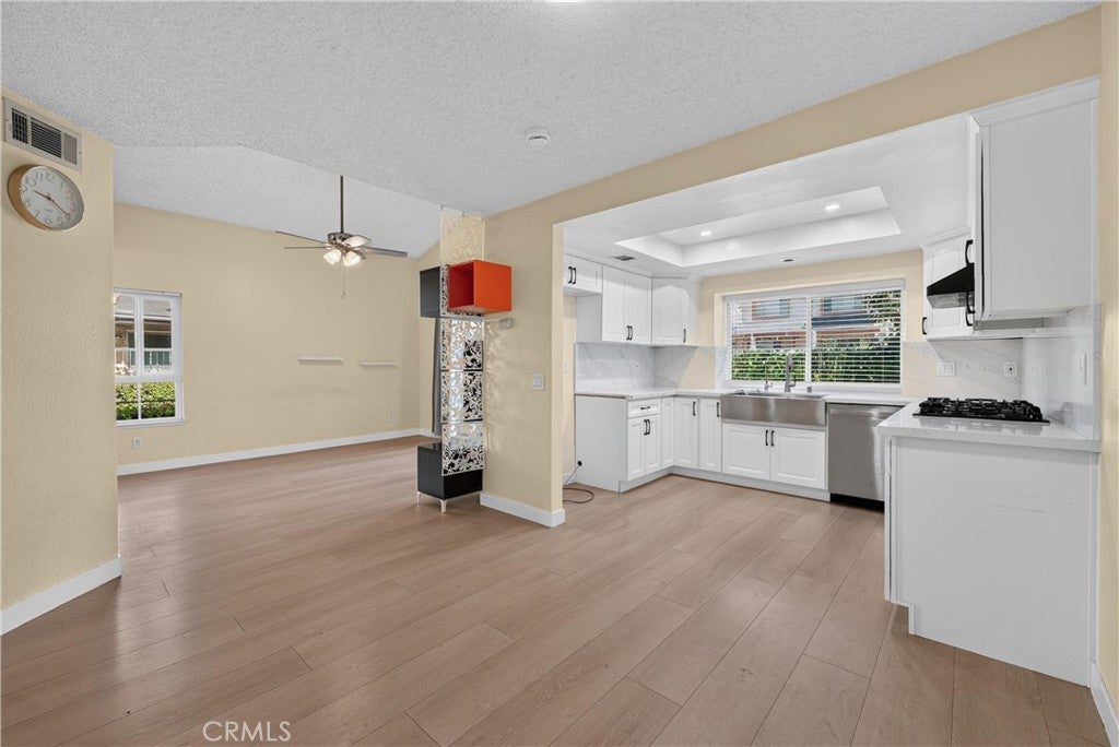 856 Maitland Privado