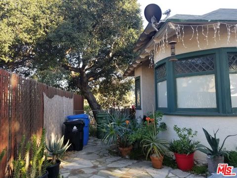 Photo of 202 Thorne Street, Los Angeles, CA 90042 (MLS # 25536127)