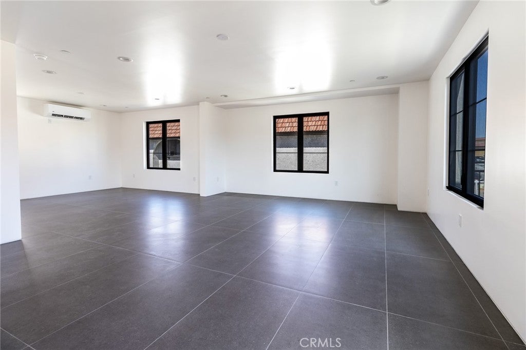 220 W Mission A