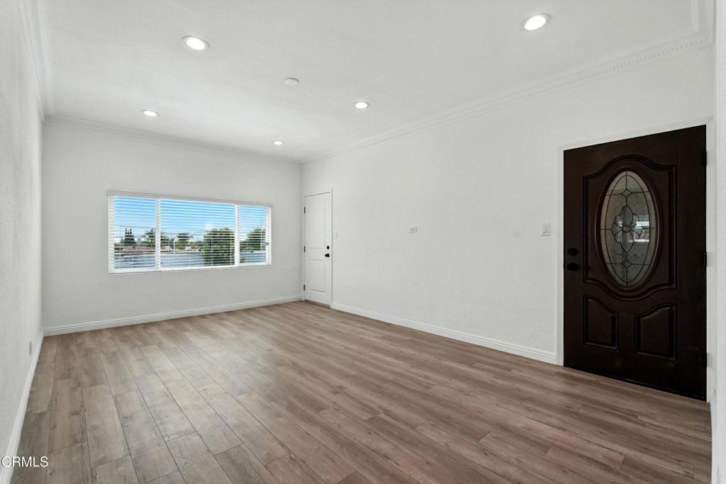 Welcome to 5137 E 6th Street, East Los Angeles! This beautifully renovated upstairs unit offers 2 bedrooms, 1 bathroom, and approximately 1,000 sq. ft. of living space. Recent updates include a brand-new kitchen, upgraded bathroom, new flooring, new windows, and fresh interior paint throughout.Enjoy the added bonus of a private balcony with neighborhood views the perfect spot to relax.Located in a vibrant community, you'll be just minutes from Target, Ross, El Super, and Atlantic Avenue Park. With shopping, dining, and recreation nearby, this home combines comfort and convenience in one great package.Come see what makes this East LA gem a wonderful place to call home!