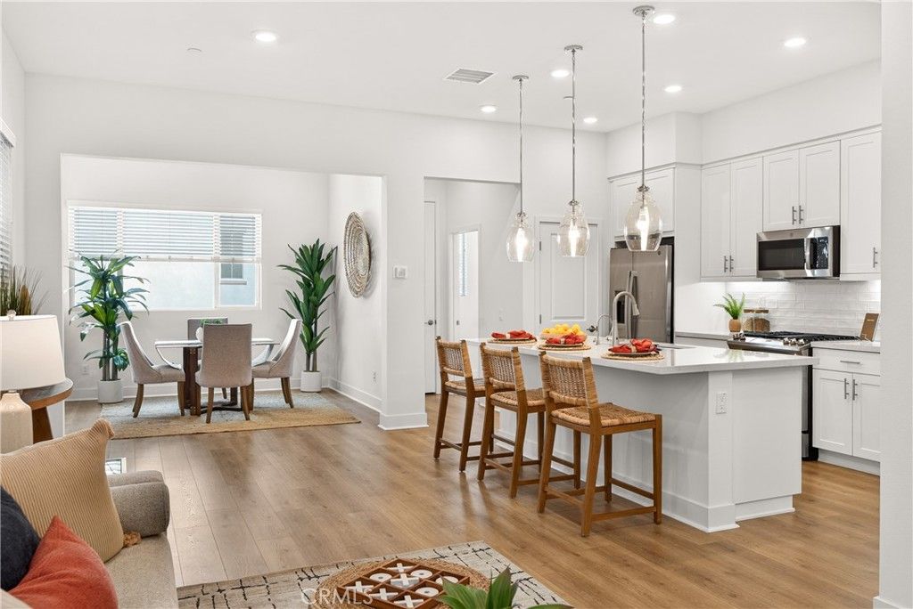 Photo of 1682 W Lexington Lane, San Pedro, CA 90732 (MLS # SB26037577)