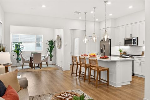 1682 W Lexington Lane San Pedro CA 90732