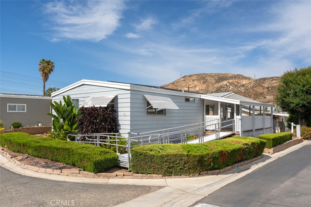 10880 Highway 67 1