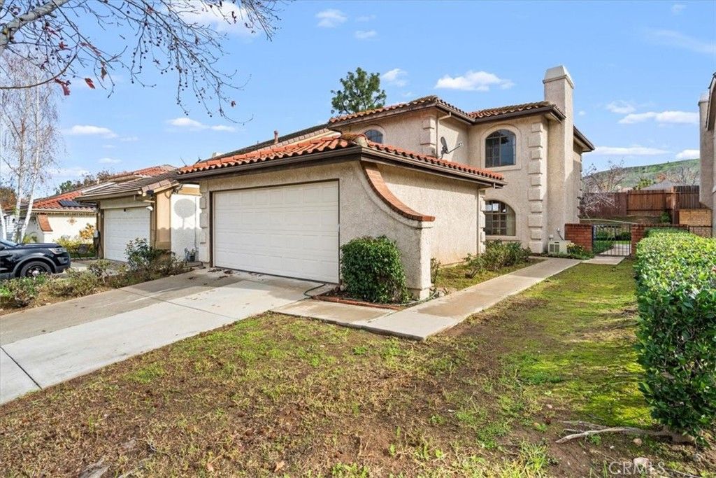 Photo of 832 Chelsea Court, Simi Valley, CA 93065 (MLS # SC25279609)