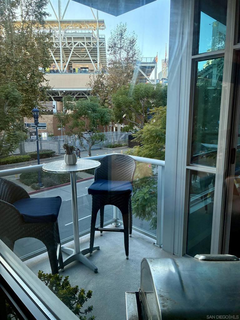 Downtown - Residential Lease