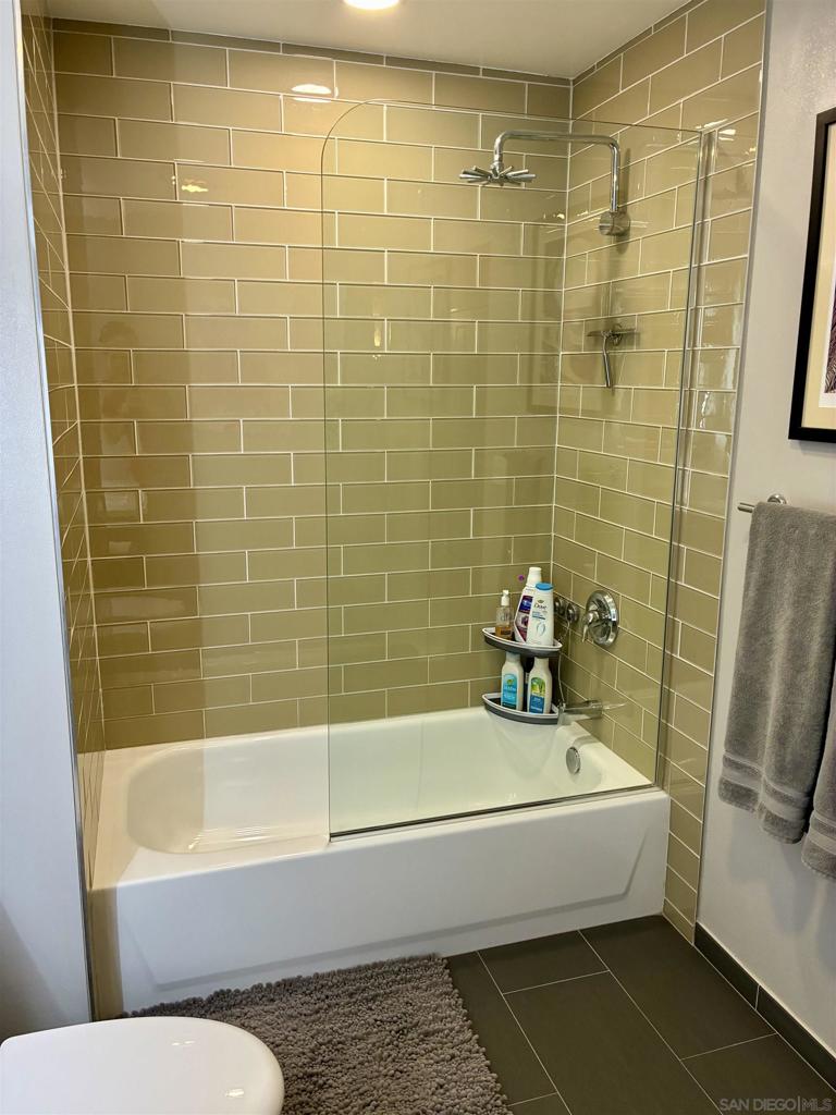 Downtown - Residential Lease